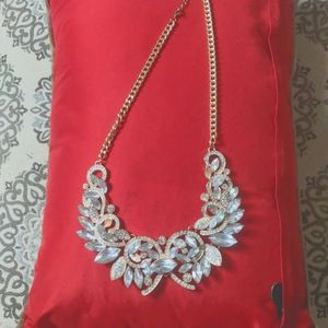 20" BEAUTIFUL STATEMENT NECKLACE